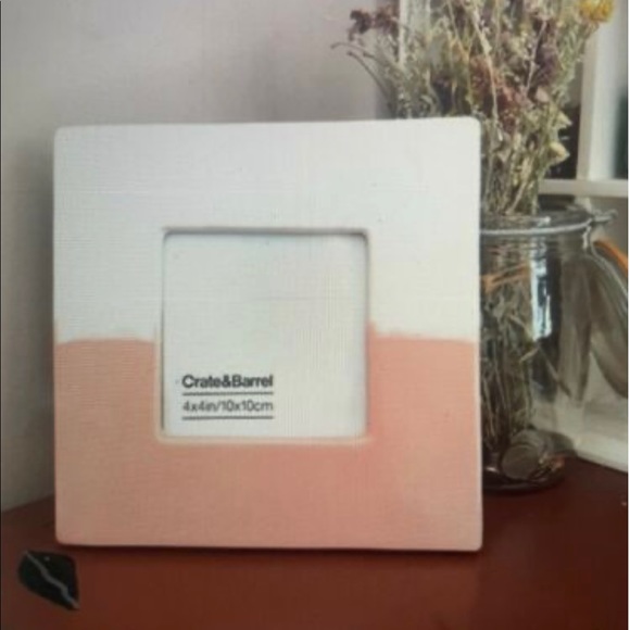 Crate & Barrel ceramic frame 4x4 white blush new - Picture 1 of 3